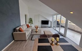 Lovely 2-Bedroom Loft With Panoramic View